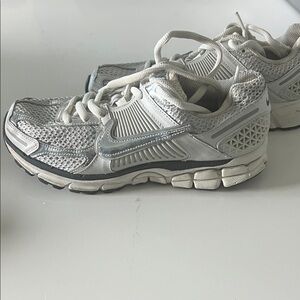 Nike Women's Silver and White Sneakers